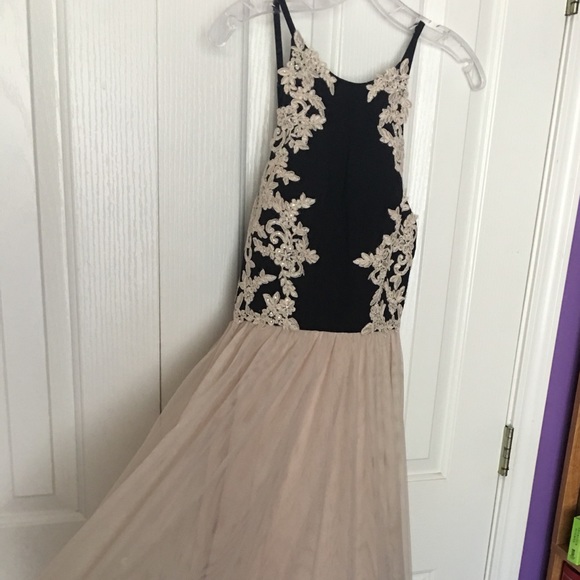 Prom Dress - Picture 1 of 4